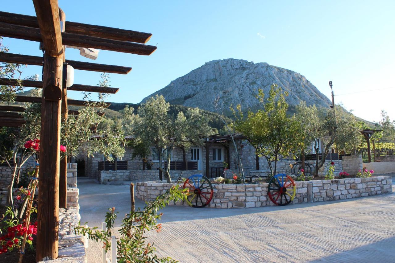 Acrocorinth Apartments Exteriör bild