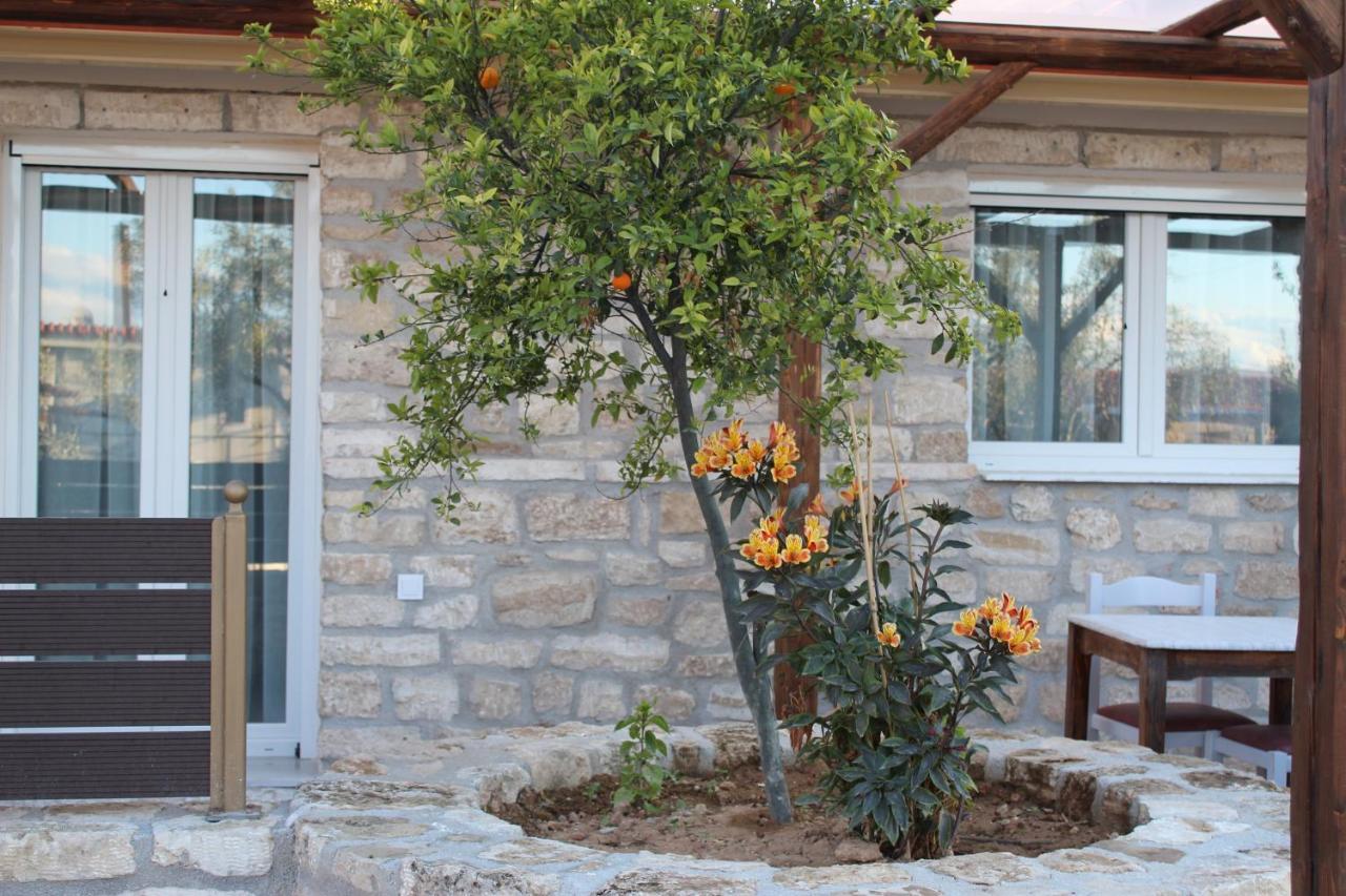 Acrocorinth Apartments Exteriör bild