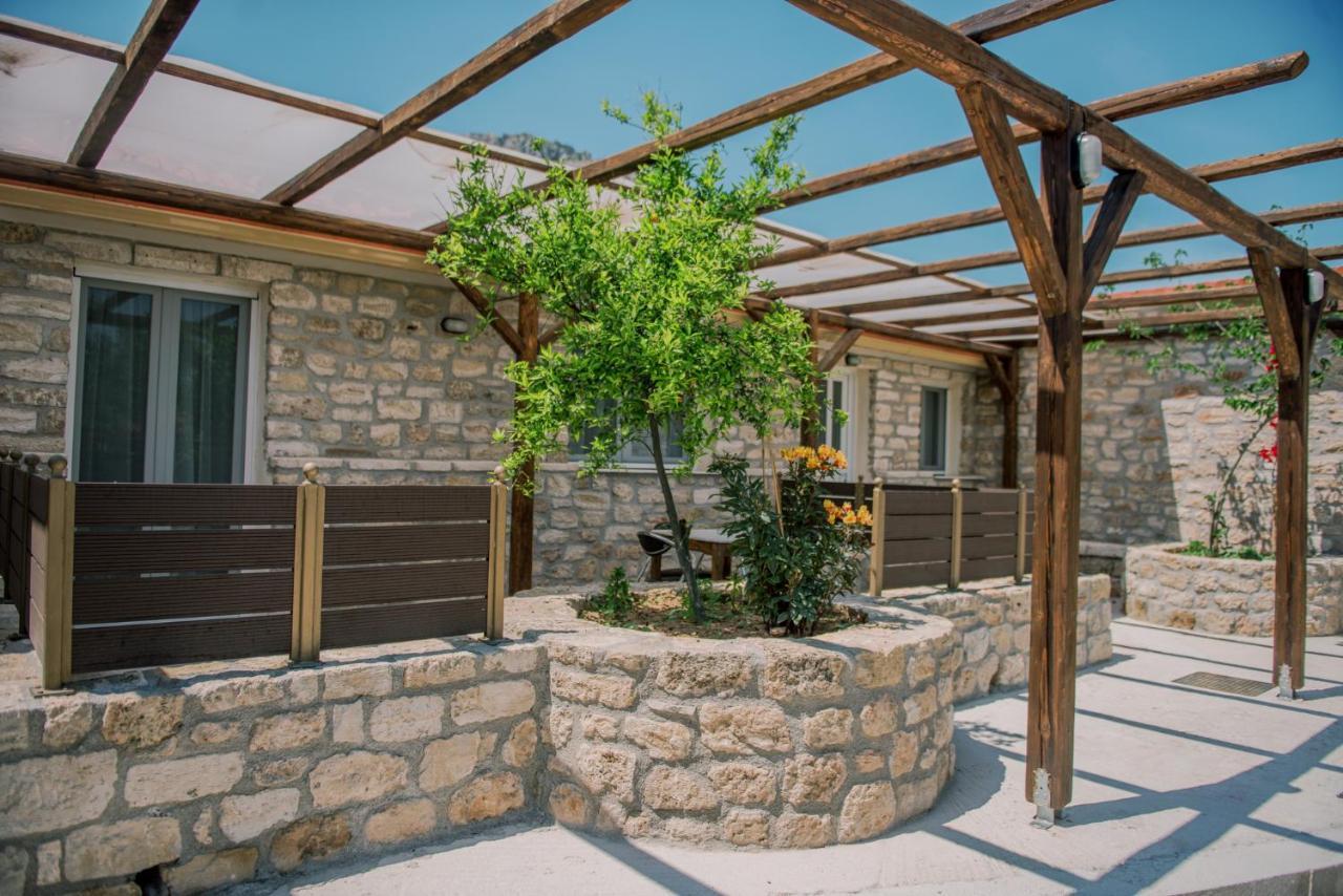 Acrocorinth Apartments Exteriör bild