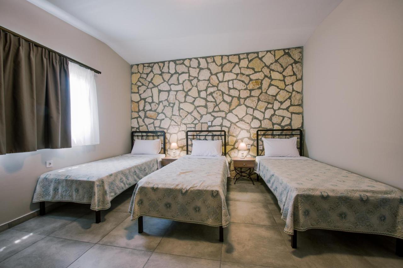 Acrocorinth Apartments Exteriör bild