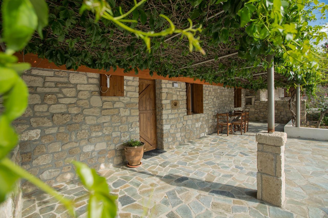 Acrocorinth Apartments Exteriör bild